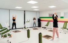 Hybrid Fitness How Offline and Digital Training Ecosystems Are Redefining Wellness